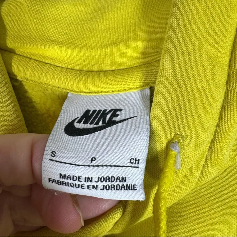 Nike Sportswear Club Fleece Hoodie Sweatshirt Neon Yellow Men’s Small BV2654-765